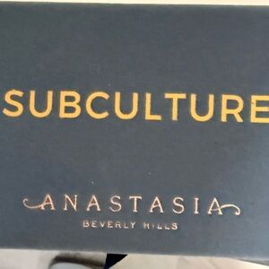 Anastasia Beverly Hills Subculture Eyeshadow Palette
